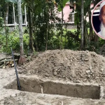 বন্ধুর কবর খুঁড়তে গিয়ে একই কবরেই মৃত্যু!
