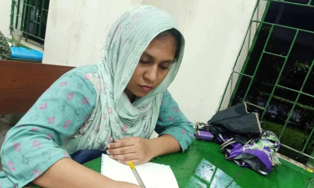 ঢাকা বিশ্ববিদ্যালয়ের সাবেক শিক্ষার্থী রাফিয়া আর নেই!