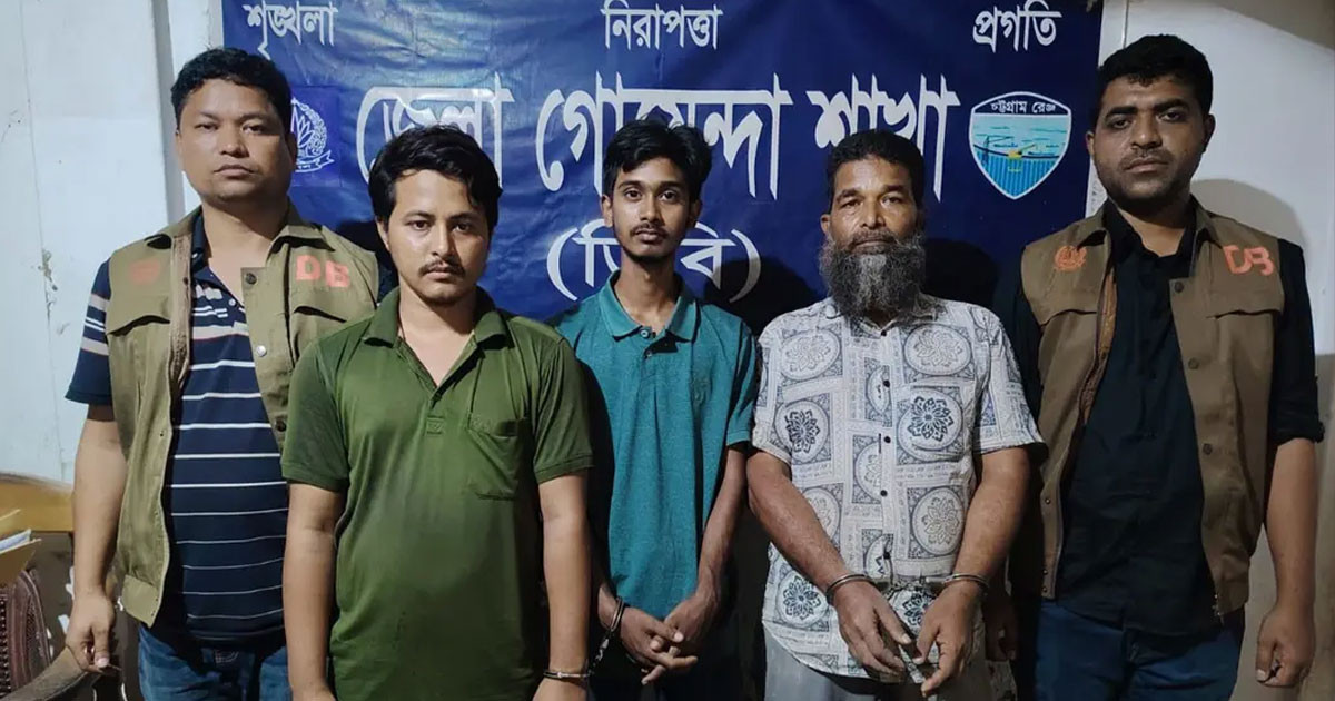 নোয়াখালীতে অবৈধ জ্বালানি মজুদবিরোধী অভিযান, পেট্রোলসহ আটক ৩
