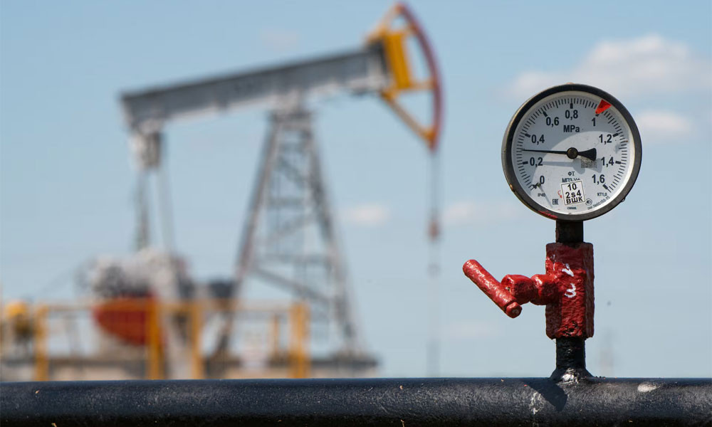 মধ্যপ্রাচ্যের উত্তেজনা কমার ইঙ্গিতে তেলের দামে বড় পতন