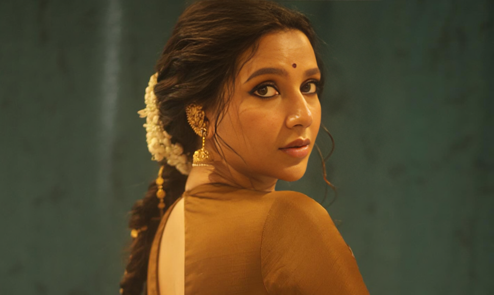 ব্যাডমিন্টন খেলতে গিয়ে আহত অভিনেত্রী শুভশ্রী, মুখে আঘাত!