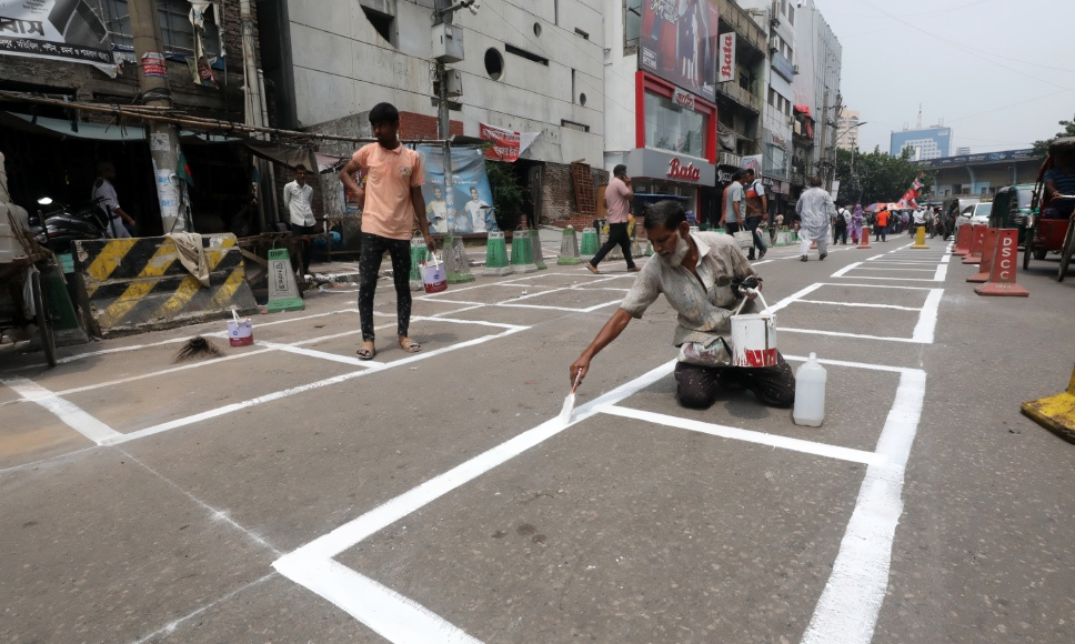 ফুটপাতে হকারদের জায়গা বরাদ্দ কেন অবৈধ নয়- প্রশ্ন হাইকোর্টের