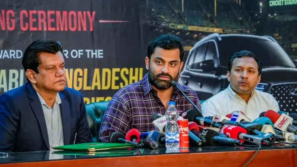অস্ট্রেলিয়া সিরিজে সেরা পারফরমারকে বিলাসবহুল গাড়ি-বড় চমক দিল বিসিবি ও চেরি!