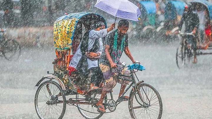১৩ জেলায় ঝড়ের পূর্বাভাস, রাজধানীতে বৃষ্টি