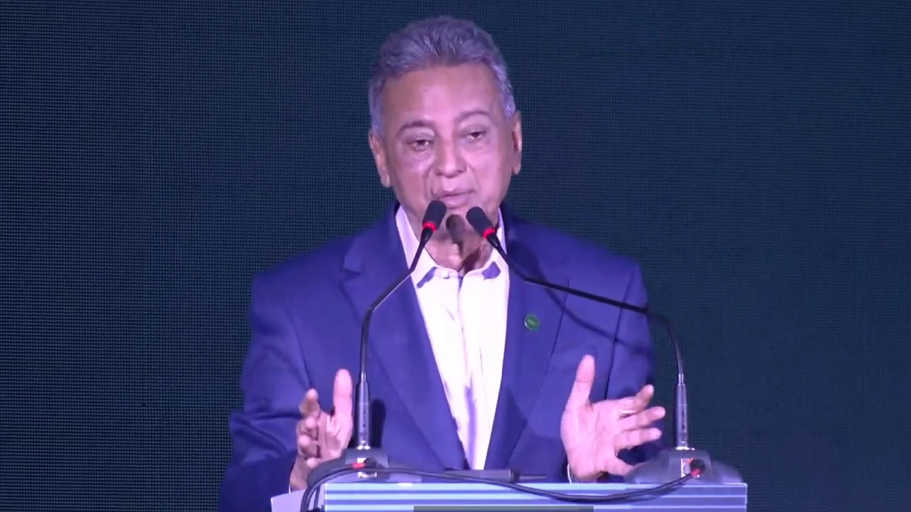 দেশের অর্থনীতিতে রাজনৈতিক হস্তক্ষেপ করবে না: অর্থমন্ত্রী!