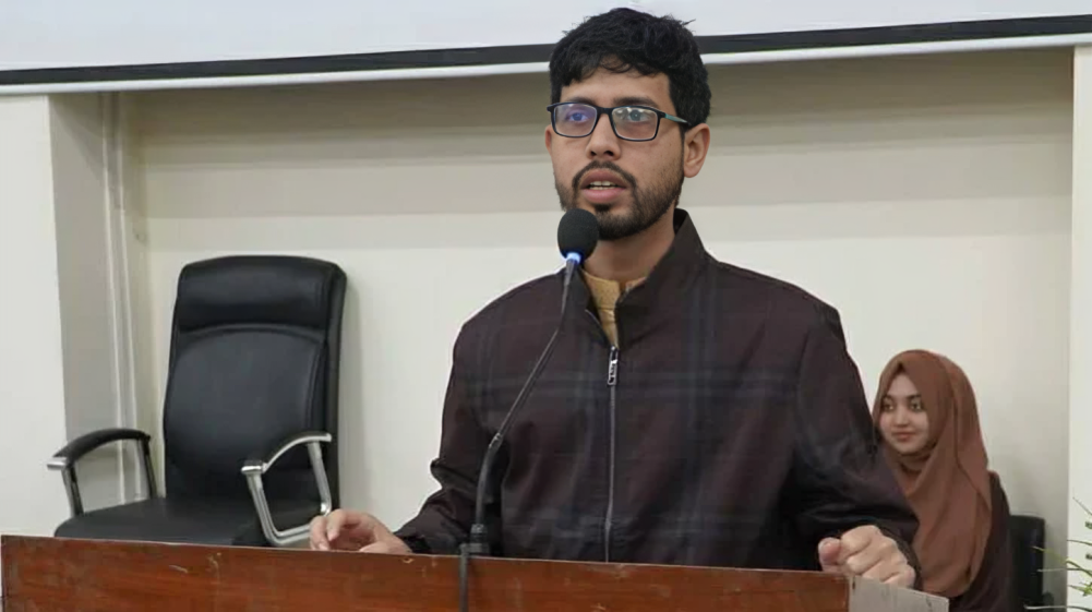 মাস্টার্সের শেষ সেমিস্টারে পূর্ণ জিপিএ পেলেন রাকসু ভিপি জাহিদ