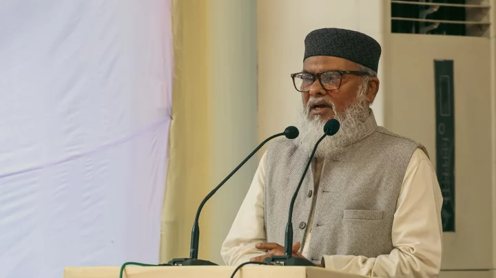 নারীদের পাশে না রেখে পুরুষরা কখনও এগোতে পারবে না: ধর্ম উপদেষ্টা