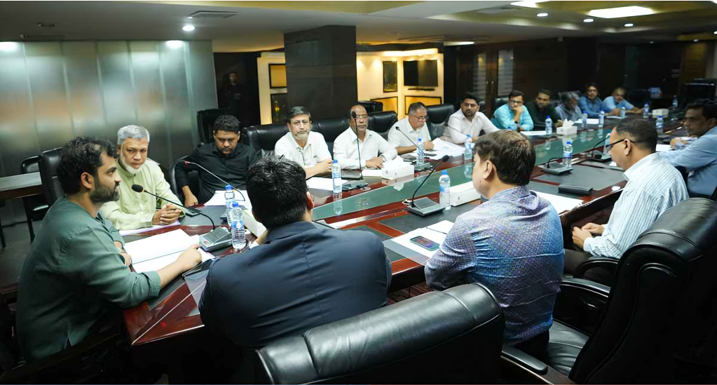 বিসিবির অ্যাডহক কমিটি নিয়ে আইনি জটিলতা, বাতিল চেয়ে হাইকোর্টে রিট!