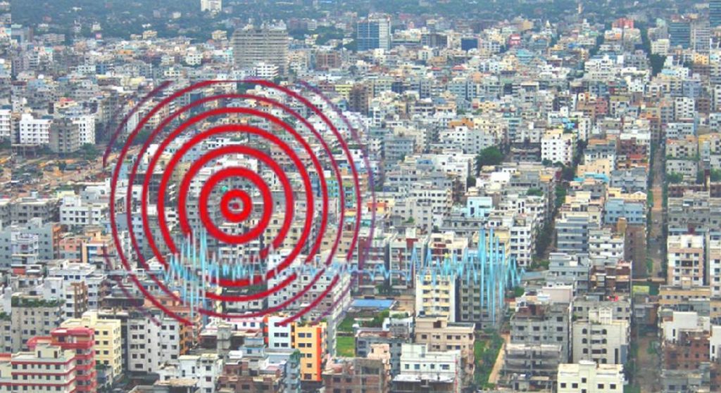 সাতসকালে ভূমিকম্পে কাঁপল দেশ, মণিপুরের কম্পনে ঢাকায়ও দুলুনি