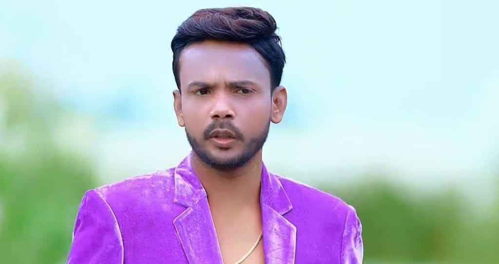 দুপুরে গ্রেপ্তার, বিকেলে জামিনে মুক্ত হিরো আলম