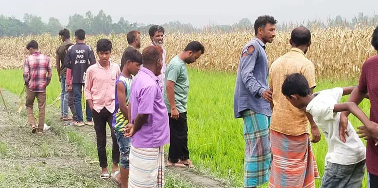 জমি নিয়ে বিরোধে ছেলের হাতে বাবা-ভাই খুন!