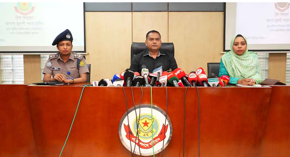 এসএসসি প্রশ্নফাঁস চক্রে সক্রিয় ৪ সদস্য গ্রেপ্তার