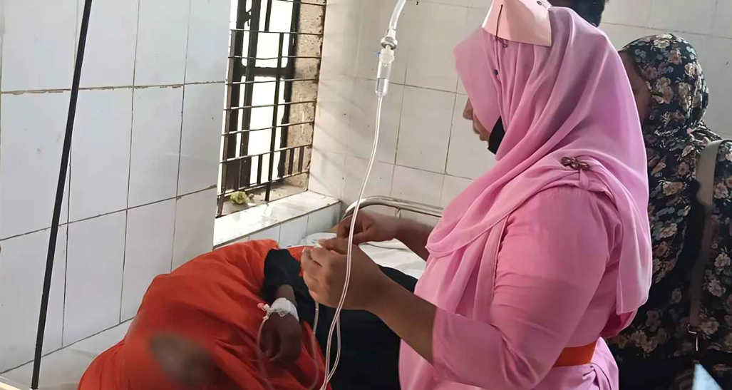 কিস্তির টাকার জন্য তলপেটে লাথির অভিযোগ, হাসপাতালে অন্তঃসত্ত্বা নারী