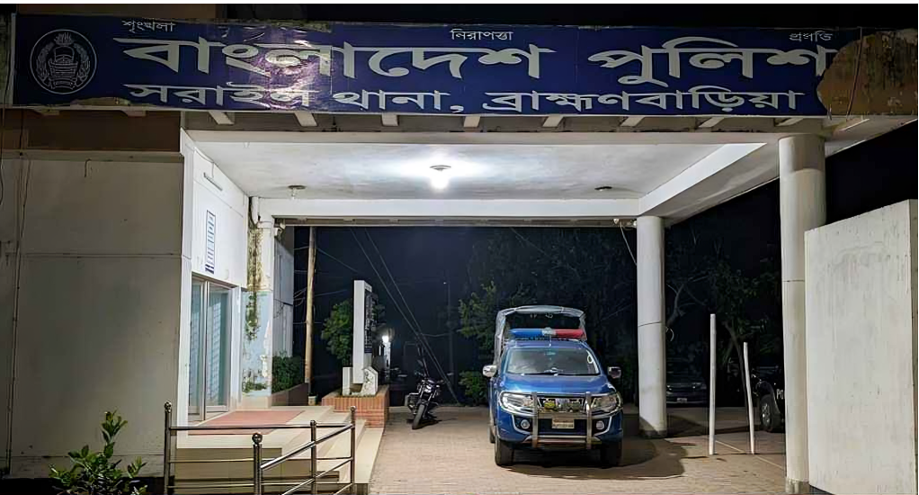 তীব্র গরমে ও লোডশেডিংয়ে হুঁশ হারালেন ৩ পুলিশ সদস্য