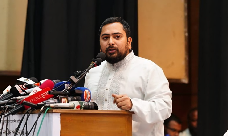 গণভোটের রায় অস্বীকার করে বিএনপি কৃত্রিম সংকট তৈরি করছে: নাহিদ ইসলাম