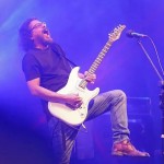 এই প্রথমবার লিসবনে মঞ্চ মাতাবেন রক তারকা জেমস