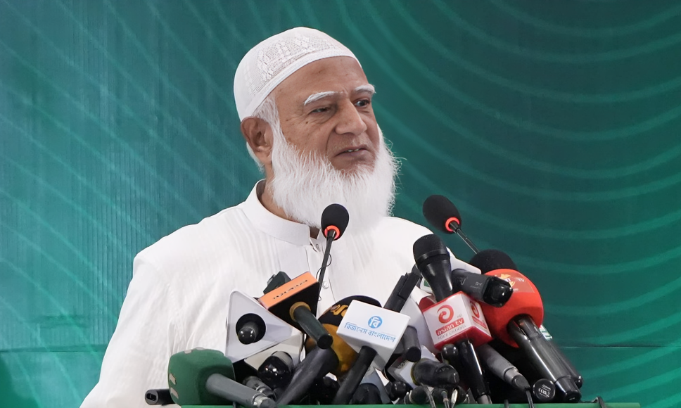 প্রবাসীরা কষ্টে থাকলে দেশও ঝুঁকিতে পড়বে: জামায়াত আমিরের সতর্ক বার্তা