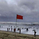 সমুদ্রে উত্তাল পরিস্থিতি, দেশের ৪ বন্দরে ৩ নম্বর সতর্ক সংকেত