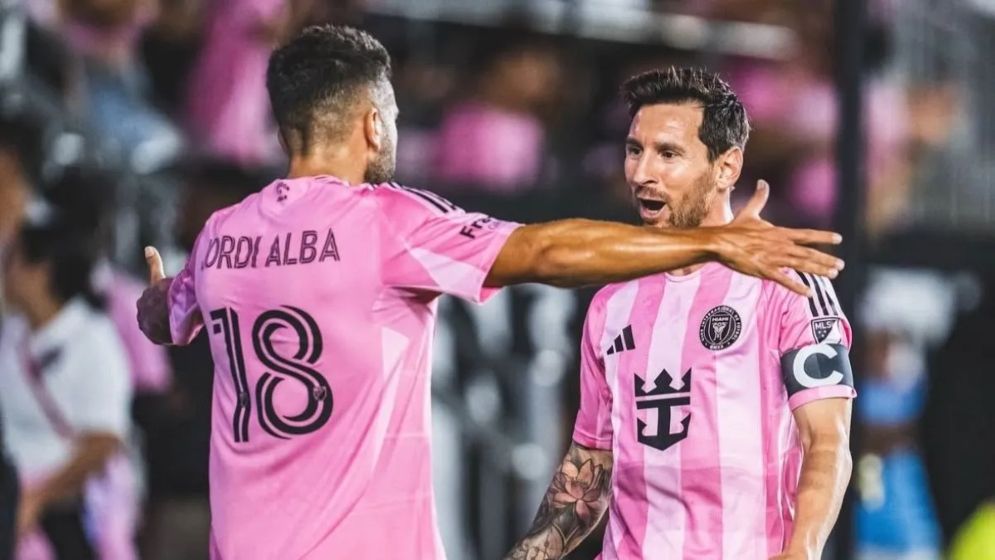 মেসির বিশ্বরেকর্ডের রাতে ইতিহাস গড়ে সেমিফাইনালে উঠল মিয়ামি