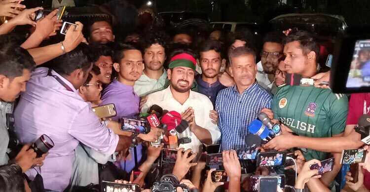 আমরা ছাত্র-জনতা নতুন বাংলাদেশ বিনির্মাণ করবো : নাহিদ