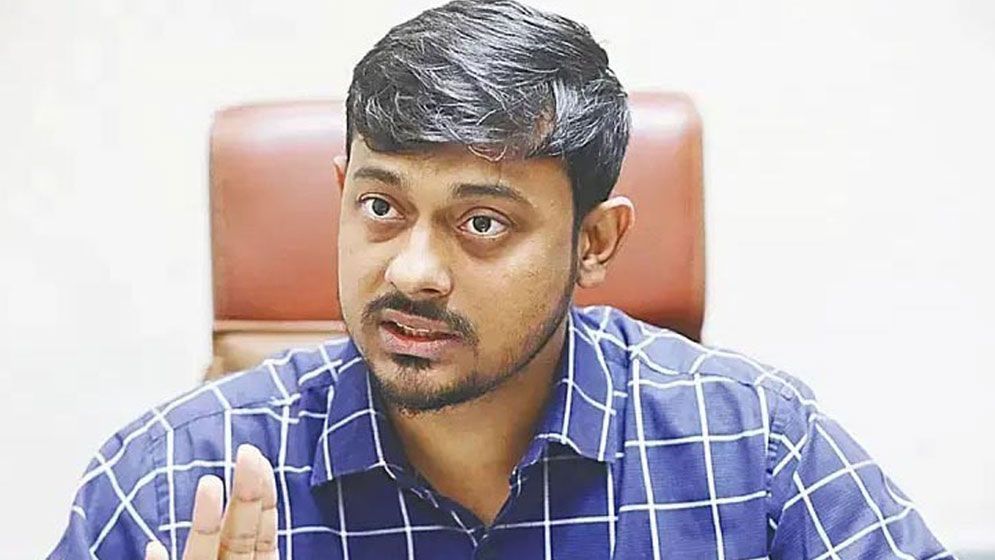 মানহানির মামলায় জড়ালেন নাসীরুদ্দীন পাটওয়ারী