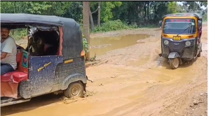 শিলচর-জয়ন্তীয়া সড়ক নির্মাণে নরক যন্ত্রণায় অতিষ্ঠ সাধারণ মানুষ