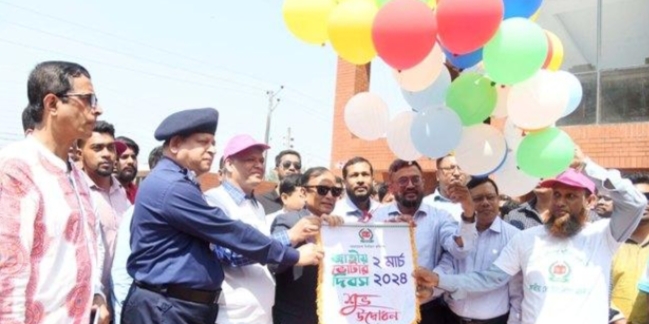 বরিশালে জাতীয় ভোটার দিবস উপলক্ষে আলোচনা সভা অনুষ্ঠিত