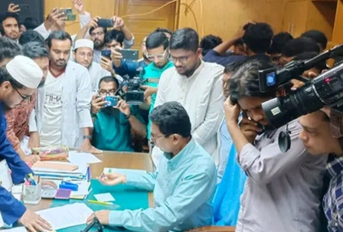 বরিশাল শের-ই-বাংলা হাসপাতালের ছয় চিকিৎসকে অবাঞ্ছিত ঘোষণা
