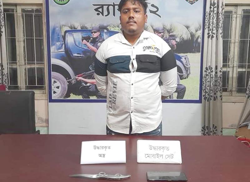 শাজাহানপুরে বার্মিজ চাকুসহ গ্রেফতার ১