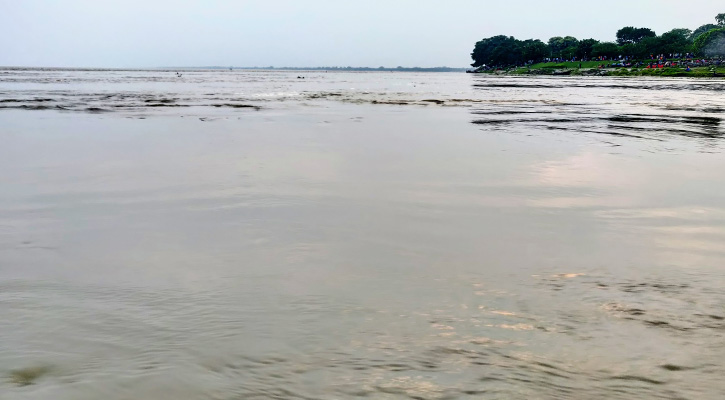 ফারাক্কা বাঁধের সব গেট খুলে দিয়েছে ভারত, পদ্মায় বাড়ছে পানি