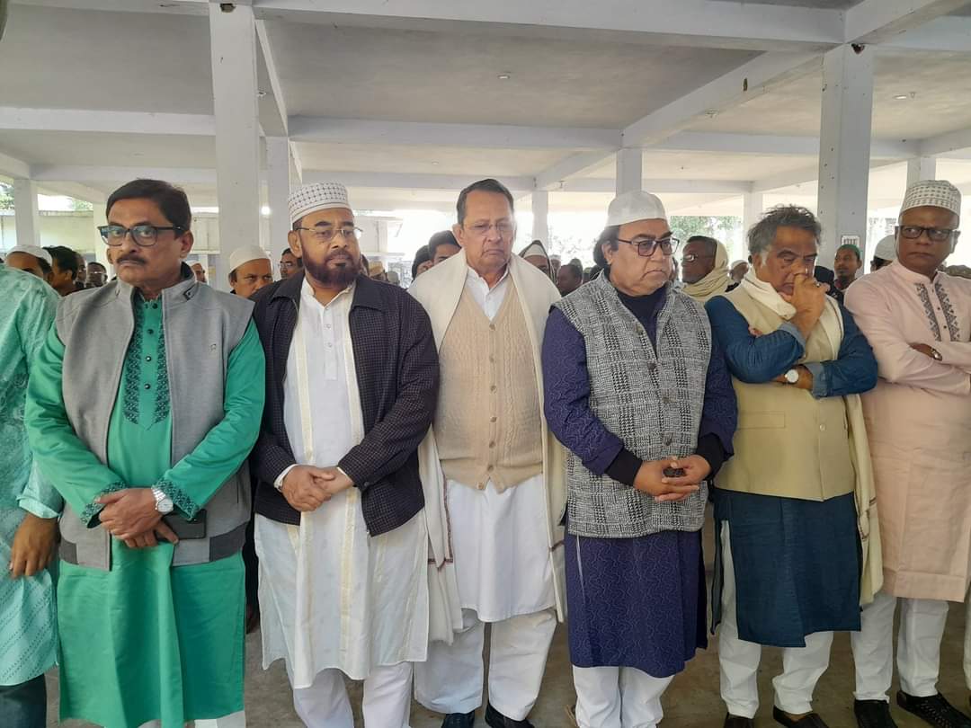 কুষ্টিয়ার গোলাপনগরের ফেমাস সোহরাওয়ার্দীর দাফন সম্পন্ন