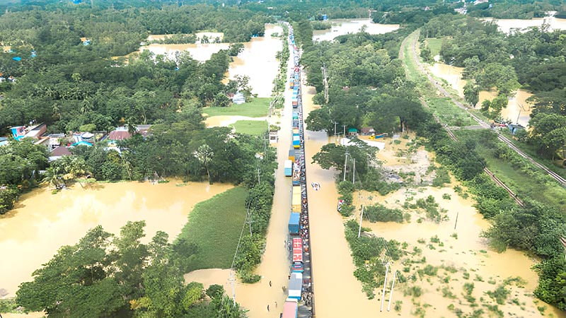 ফেনী, নোয়াখালীসহ কয়েকটি জেলার বন্যা পরিস্থিতির উন্নতি