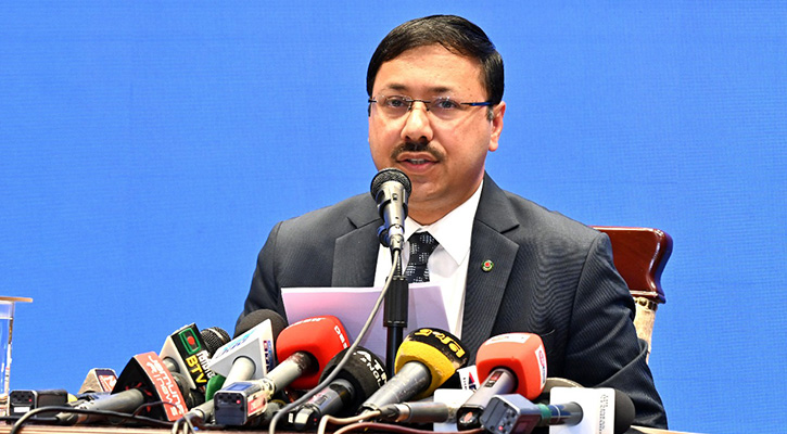 ভারতে অবস্থানরত হাসিনার বক্তব্যে অসন্তোষ ঢাকার, জানানো হলো দিল্লিতে