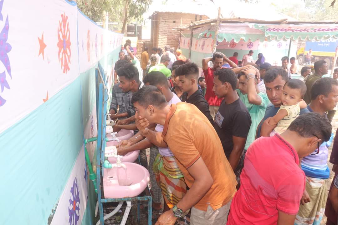 গাইবান্ধায় সড়ক দুর্ঘটনা রোধে রিফ্রেশ ক্যাম্প উদ্বোধন
