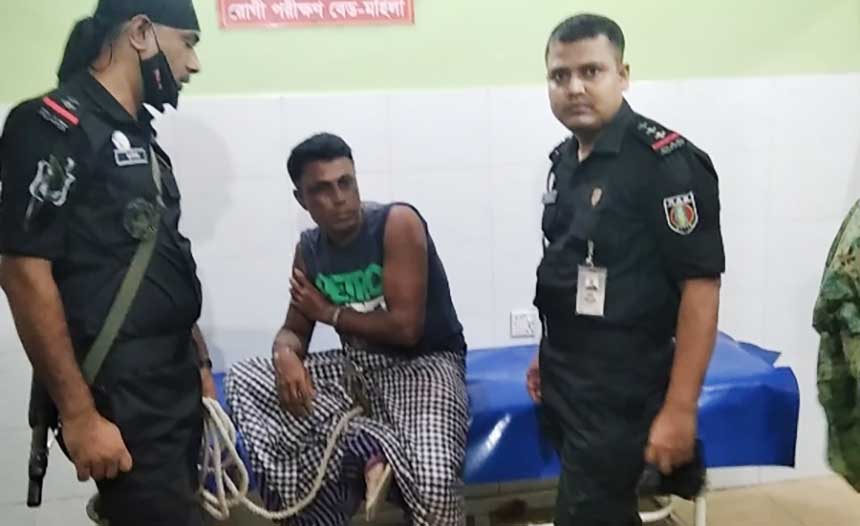 হাতীবান্ধায় প্রতিবন্ধি কিশোরীকে ধর্ষণ মামলার মূল আসামী শাহিন গ্রেফতার