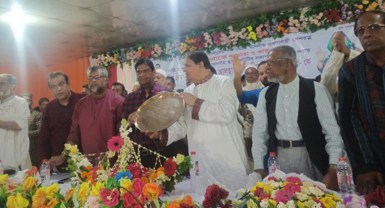 বীর মুক্তিযোদ্ধা বেনজীর আহমেদকে ধামরাই উপজেলা আ.লীগের সংবর্ধনা