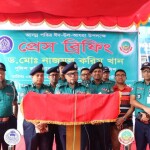 গাজীপুর মহাসড়কের ট্রাফিক ব্যবস্থাপনা পরিদর্শনে জিএমপি কমিশনার