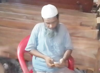 বগুড়ায় দেশের পত্রপত্রিকা বিক্রেতাকে হেনস্থাকারীর জেল-জরিমানা