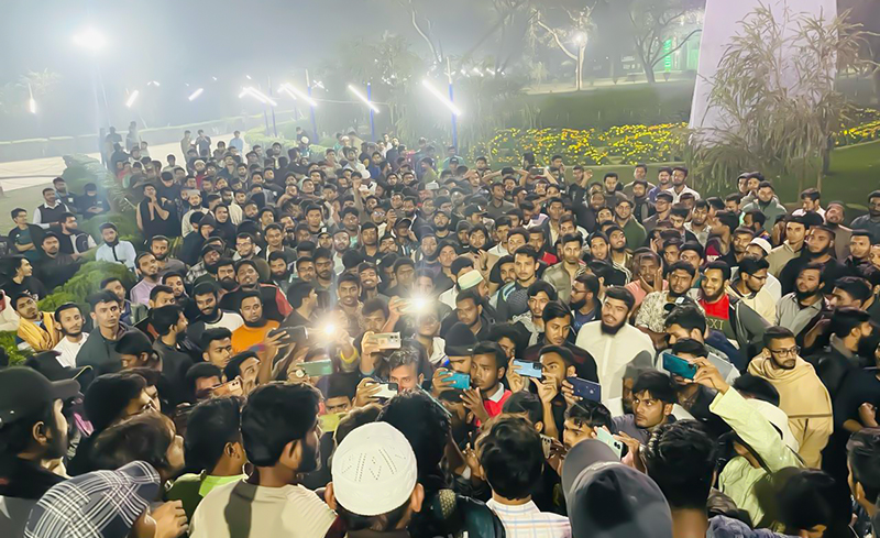 কুয়েটে হামলার প্রতিবাদে বিক্ষোভে উত্তাল ইবি