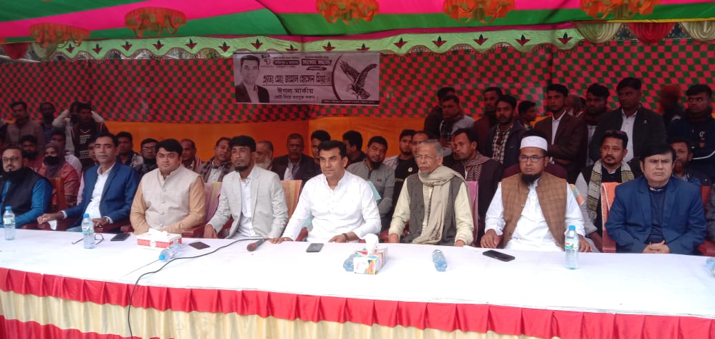 সালথার আটঘরে স্বতন্ত্রপ্রার্থী জামাল হোসেনের নির্বাচনী উঠান বৈঠক