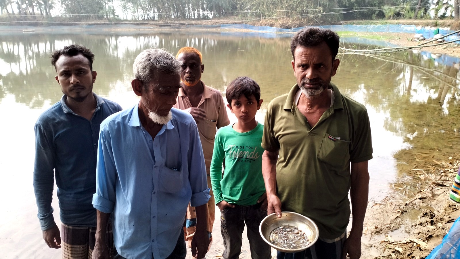 জয়পুরহাটে পুকুরে বিষ প্রয়োগে ৮ লাখ টাকার মাছ নিধনের অভিযোগ