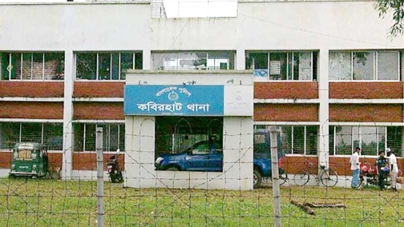নোয়াখালীতে সেহরি খেতে উঠে ছেলের ঝুলন্ত লাশ দেখল মা