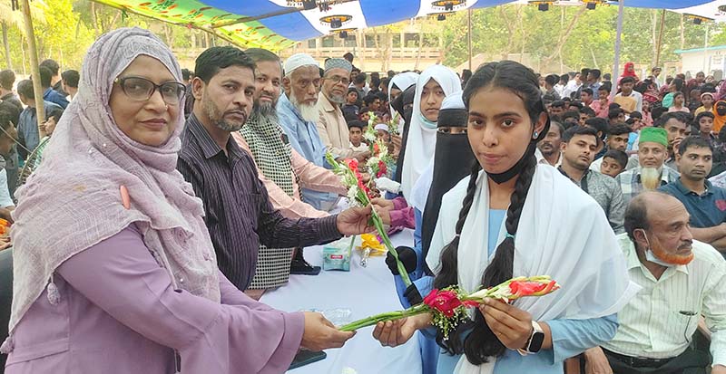 কচুয়ার বুরগী উচ্চ বিদ্যালয়ে বার্ষিক ক্রীড়া প্রতিযোগিতা ও কৃতি শিক্ষার্থীদের সংবর্ধনা