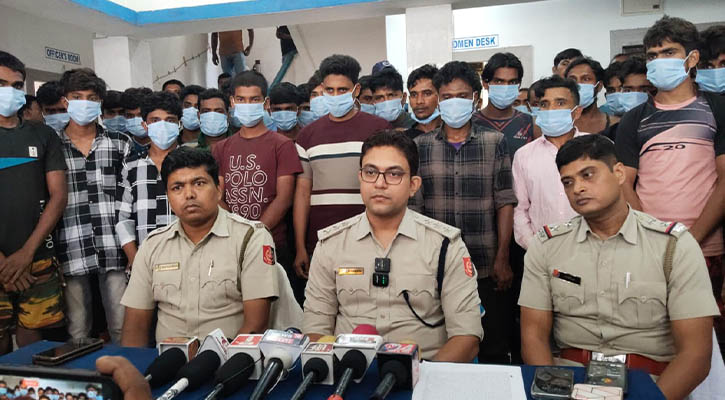 পশ্চিমবঙ্গে একদিনে ৫৪ জন বাংলাদেশি আটক