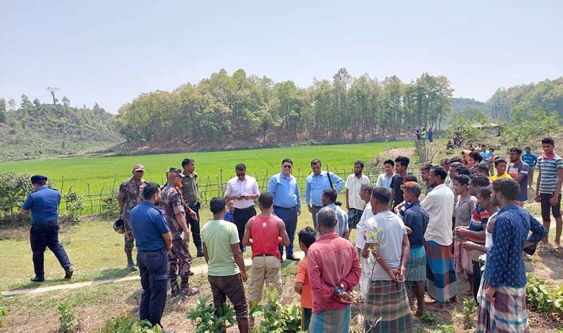 নালিতাবাড়ীতে প্রস্তাবিত বর্ডার হাটের স্থান পরিদর্শনে ইউএনও