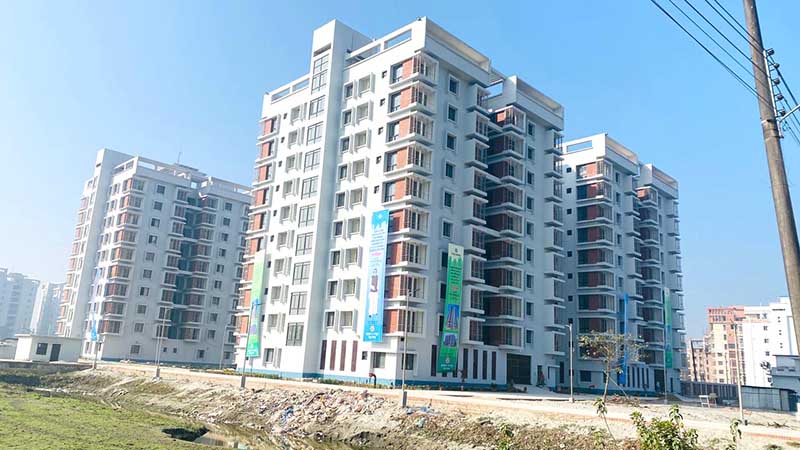 নোয়াখালীতে সরকারি চাকরিজীবীদের আবাসিক ফ্ল্যাট উদ্বোধন