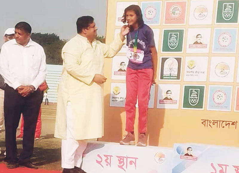 অ্যাথলেটিকসে দ্বিতীয় দেশ সেরা হাতীবান্ধার ঐশি