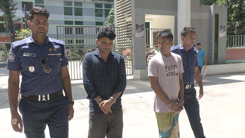 পঞ্চগড়ে নগদ টাকাসহ স্বর্ণালংকার চুরি, আটক ২
