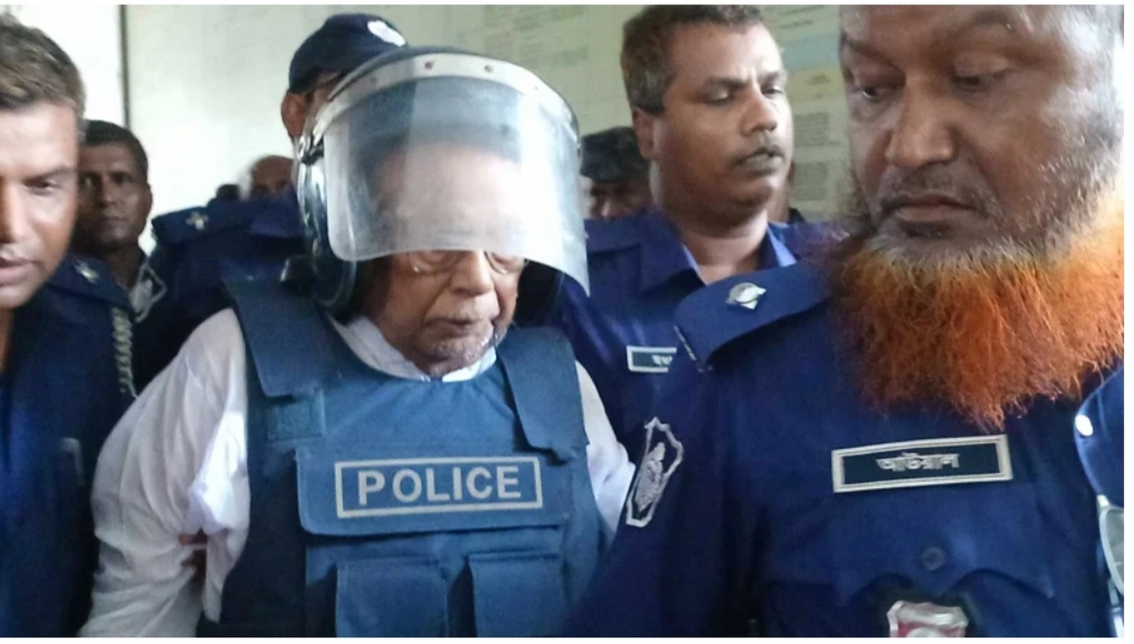 বিস্ফোরক মামলায় কারাগারে সাবেক মন্ত্রী রমেশ চন্দ্র সেন