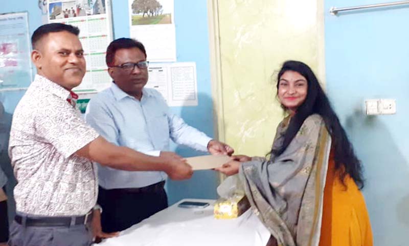 নওগাঁয় গ্রামীণ ব্যাংকের উদ্যোগে মেধাবী শিক্ষার্থীদের বৃত্তি প্রদান